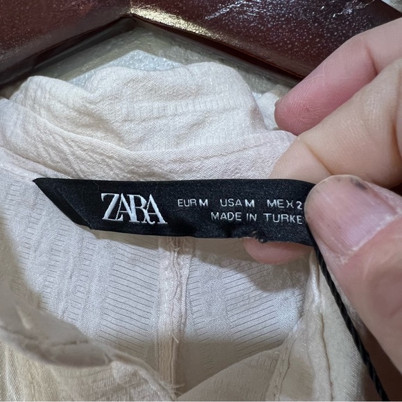 NWT Zara Wrinkled Look Shirt Beige Button Up Open Back Women’s Size Medium Linen - Picture 6 of 10